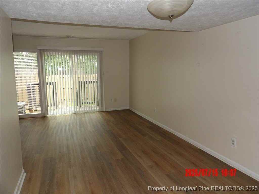 4627 Keg Ct - Photo 6 of 19