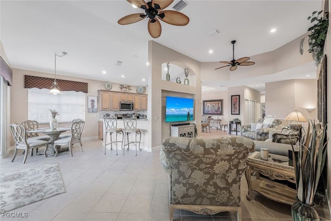 16580 Crownsbury Way Apt 202 #202 - Photo 7 of 35