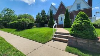 63 Hamilton Ave - Photo 1 of 1