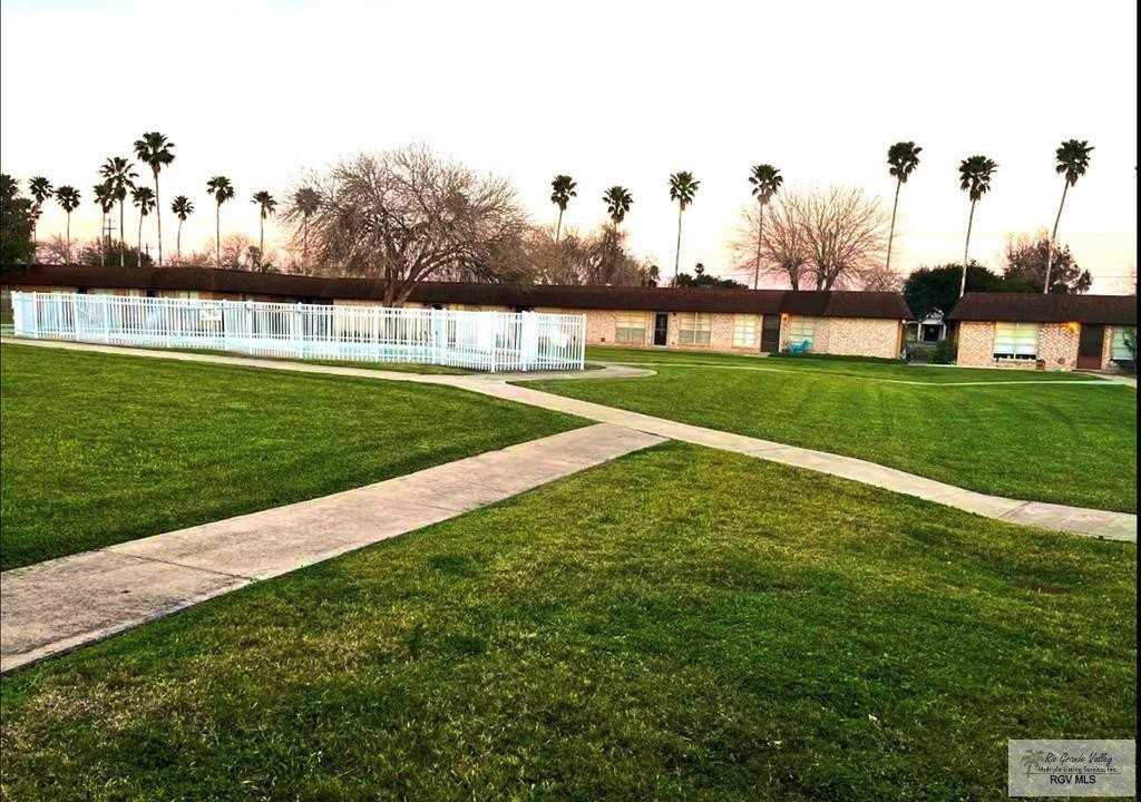 4501 Carmen Ave - Photo 2 of 14