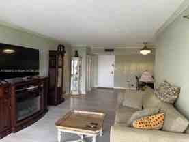 210 174th St #517 - Photo 1 of 1