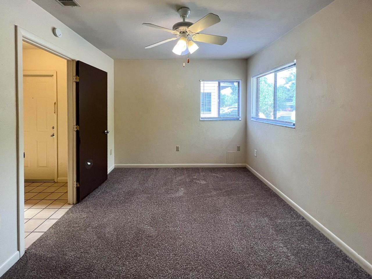 3916 Sw 30th Ter - Photo 4 of 19