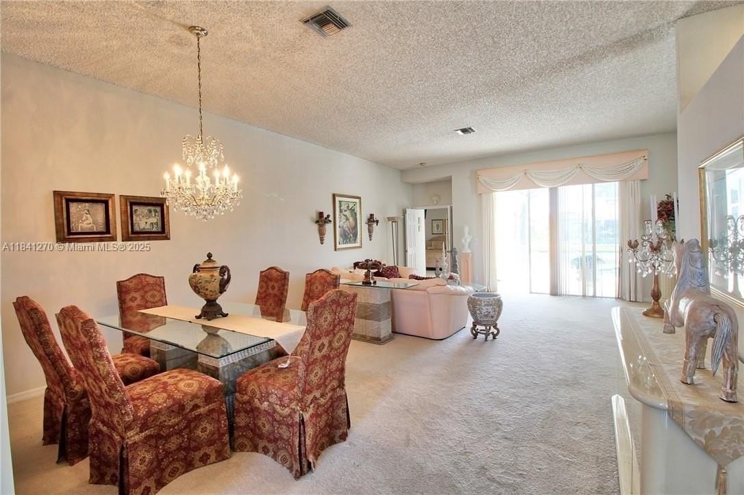 5984 Nw 74th St - Photo 4 of 33