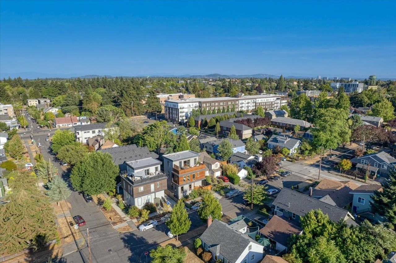 6226 North Concord Avenue - Photo 7 of 40