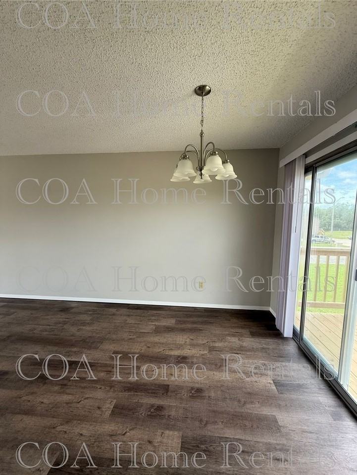 122 North Brunswick Street - Photo 3 of 12