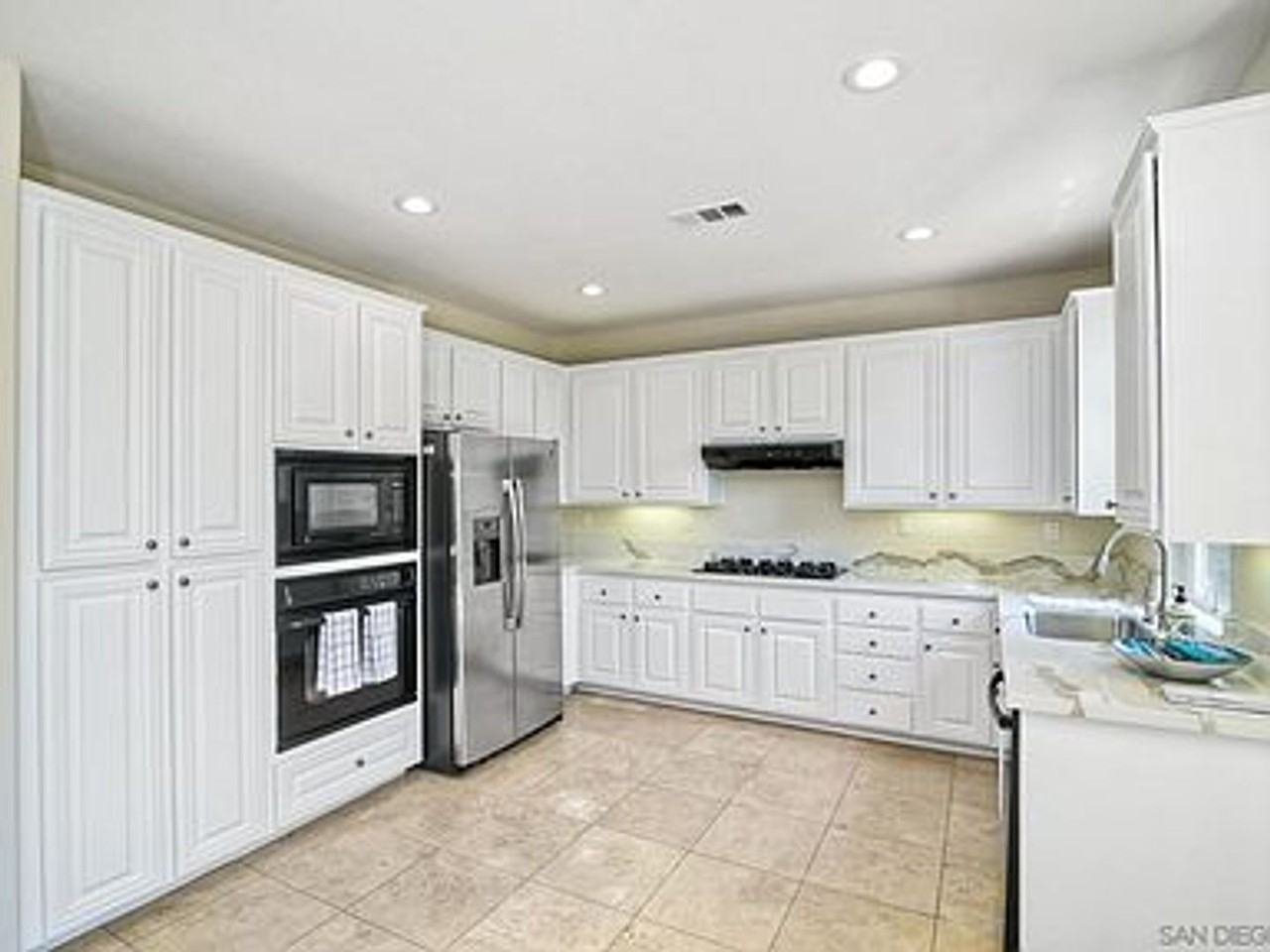 7241 Arroyo Grande Rd - Photo 5 of 14
