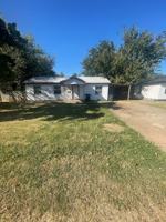 featured image of 4421 Se 39th St