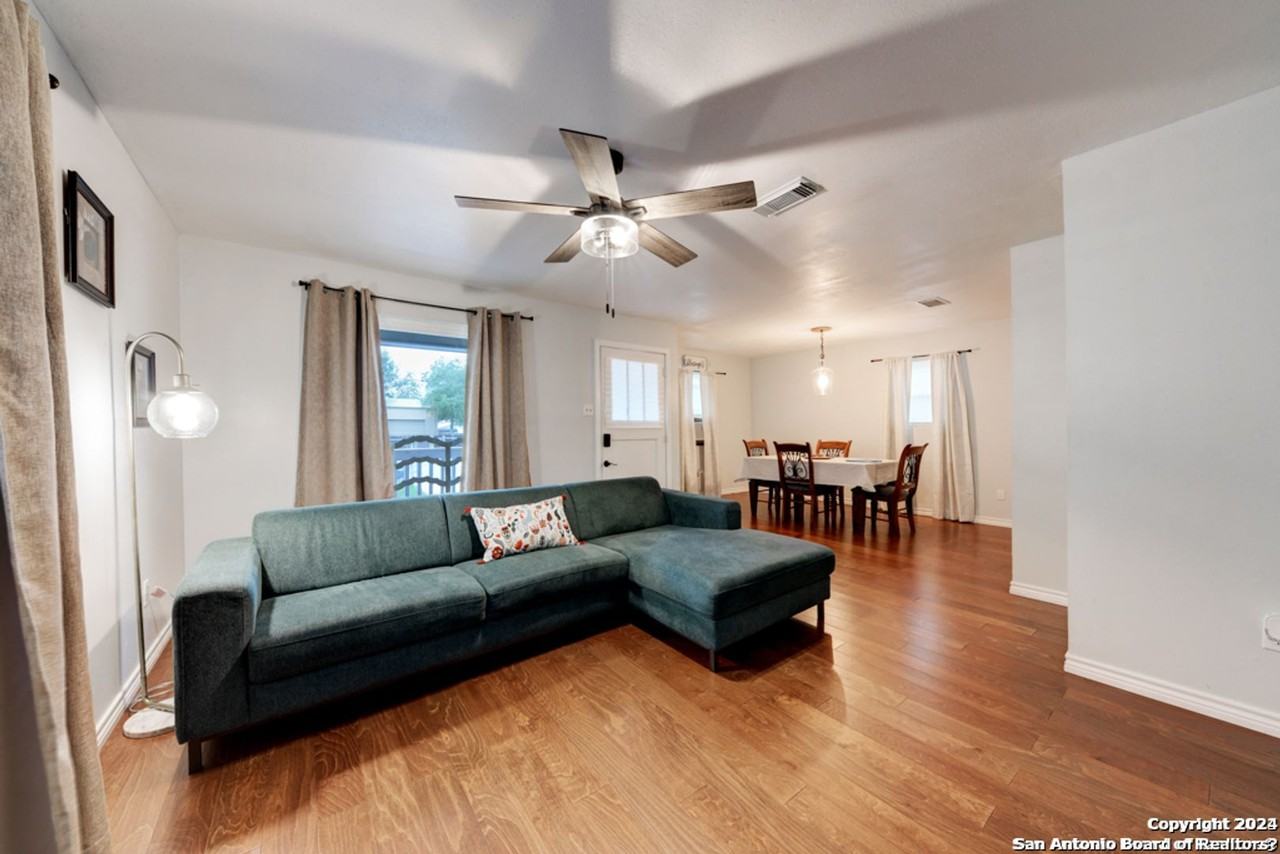 453 W Mitchell St - Photo 6 of 17