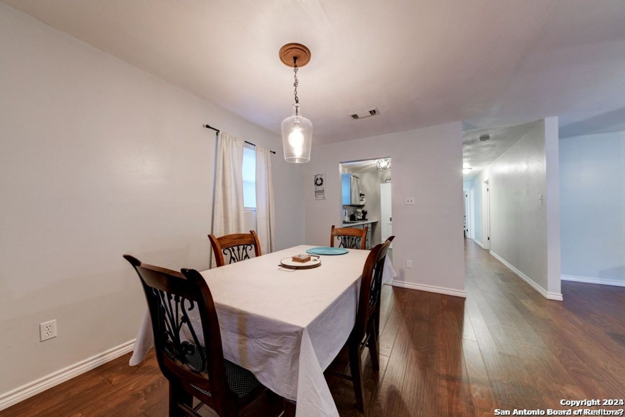 453 W Mitchell St - Photo 7 of 17