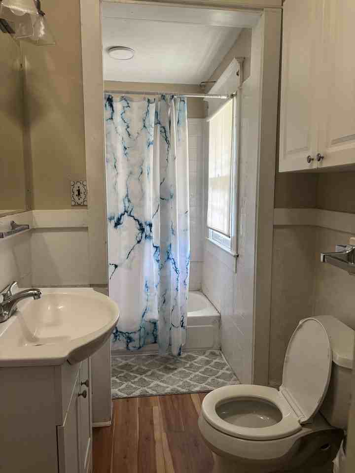 1641 Hale Ave - Photo 2 of 16