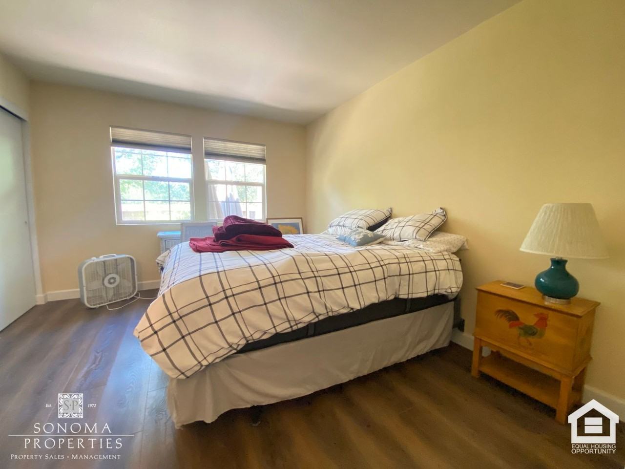 313 W Thomson Ave - Photo 7 of 14