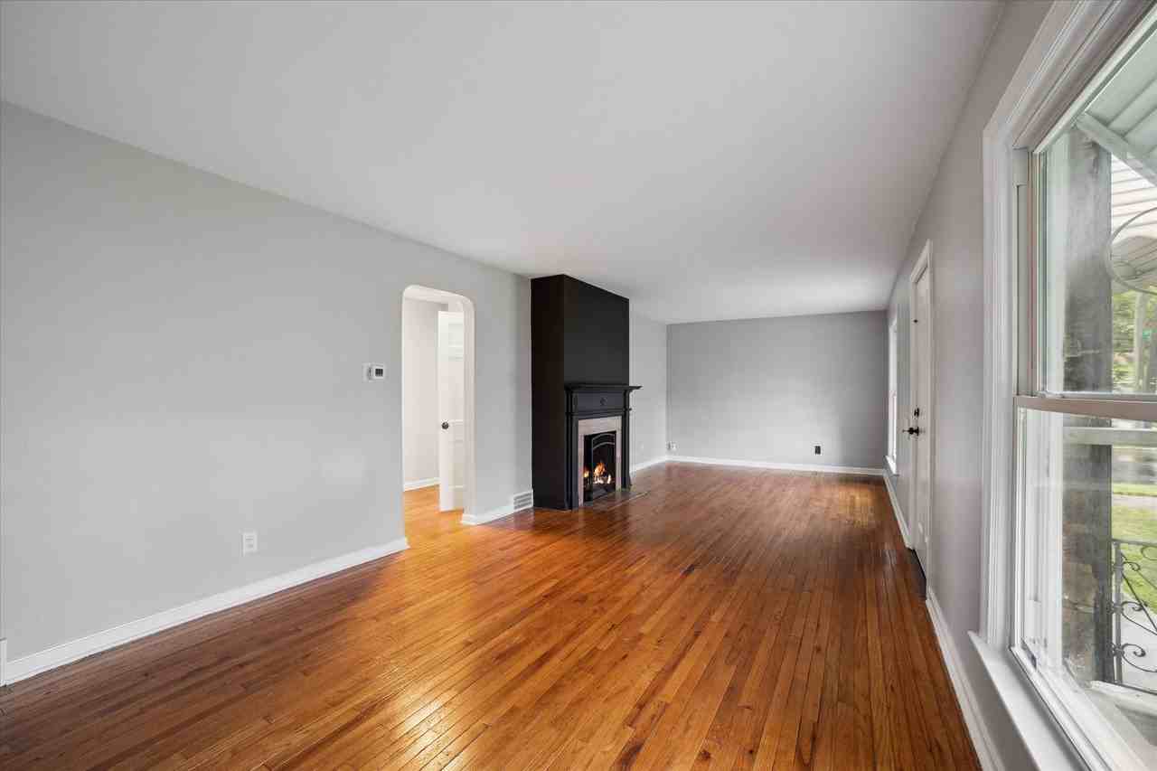 5145 E 114th St - Photo 5 of 27