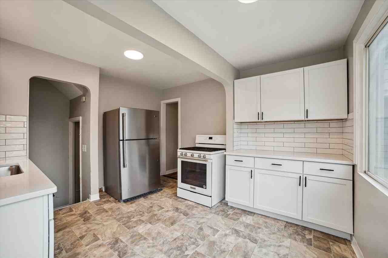 5145 E 114th St - Photo 7 of 27