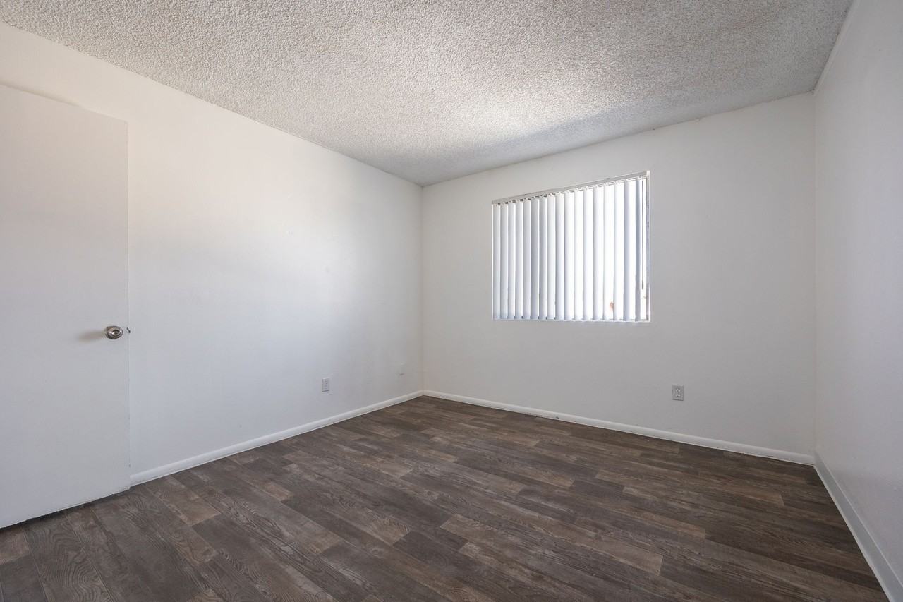 Park West Apartments - Photo 5 of 50