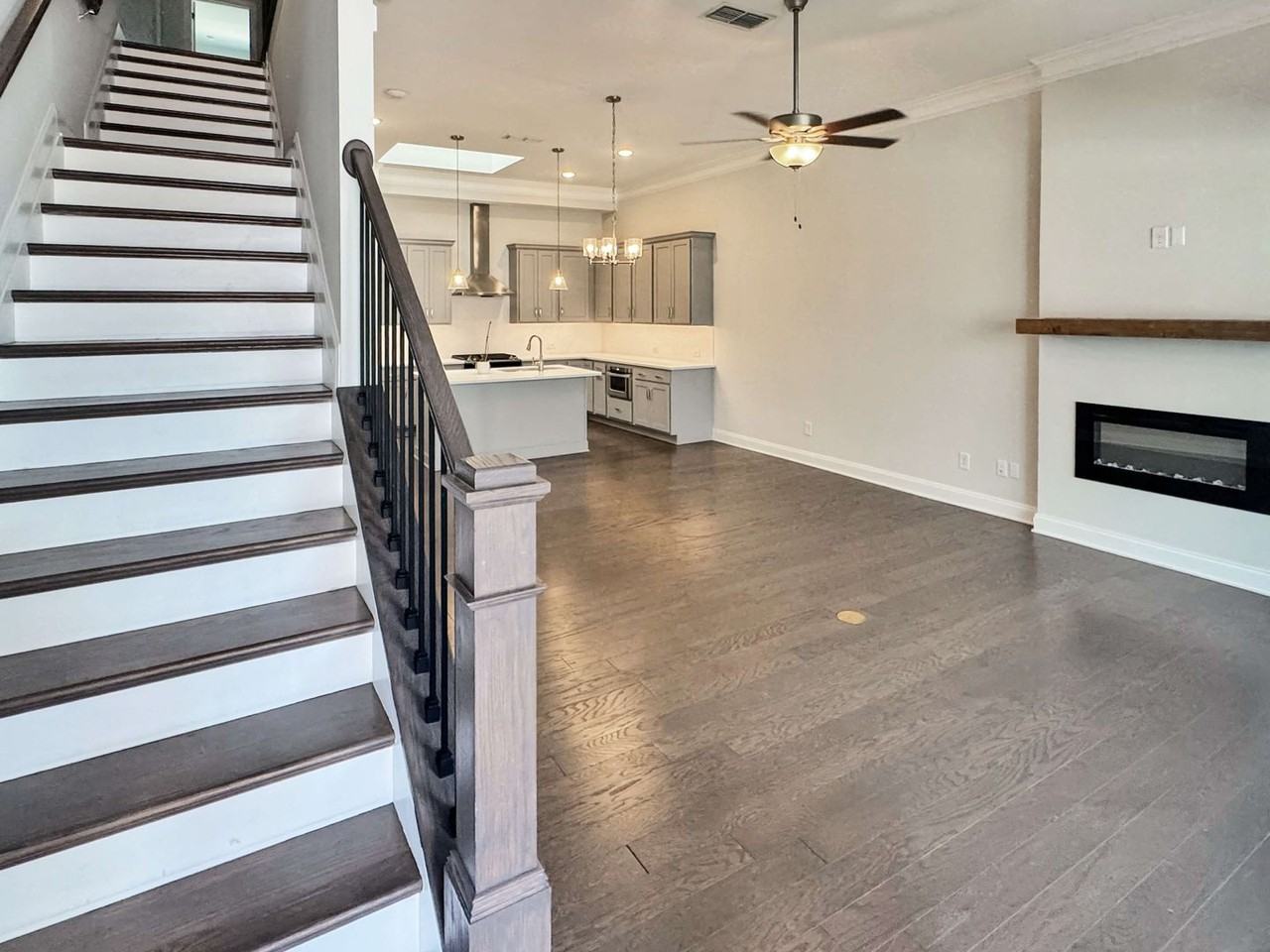 671 Stickley Oak Way - Photo 4 of 30