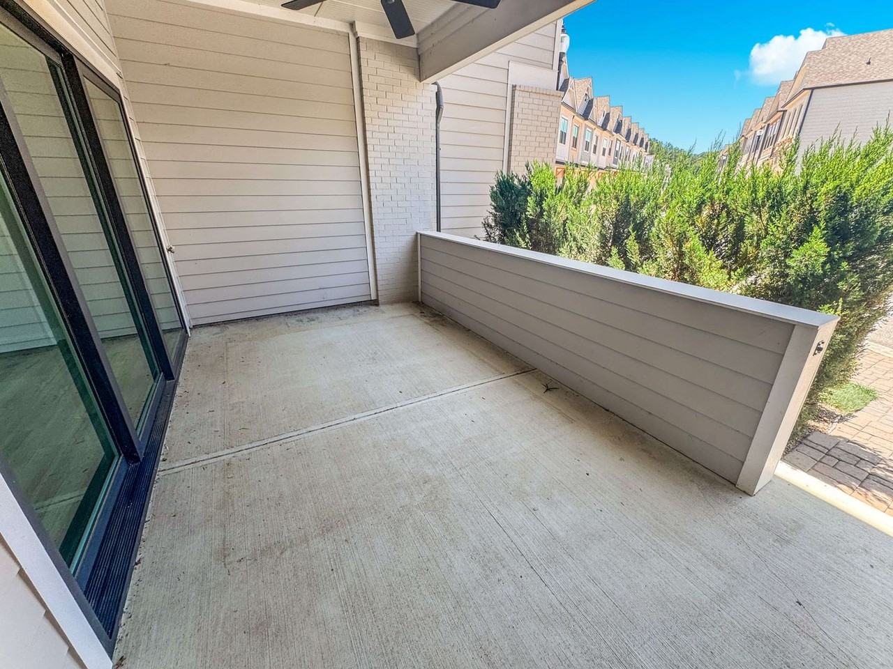 677 Stickley Oak Way - Photo 3 of 30