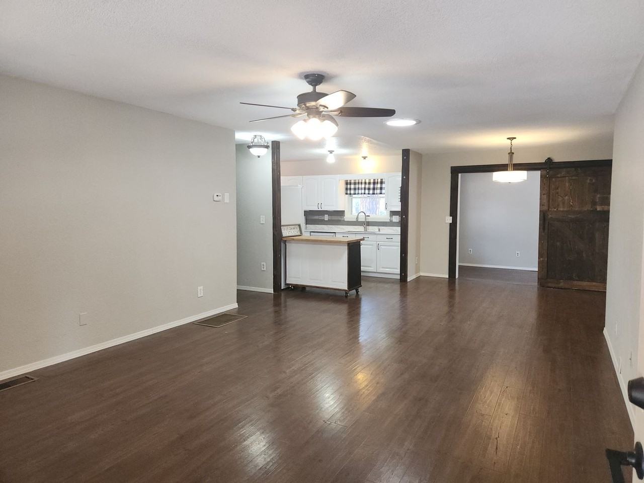 1311 N Matterhorn Rd - Photo 4 of 23
