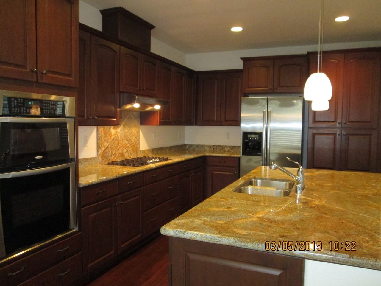 3061 Red Maple Ct - Photo 4 of 8