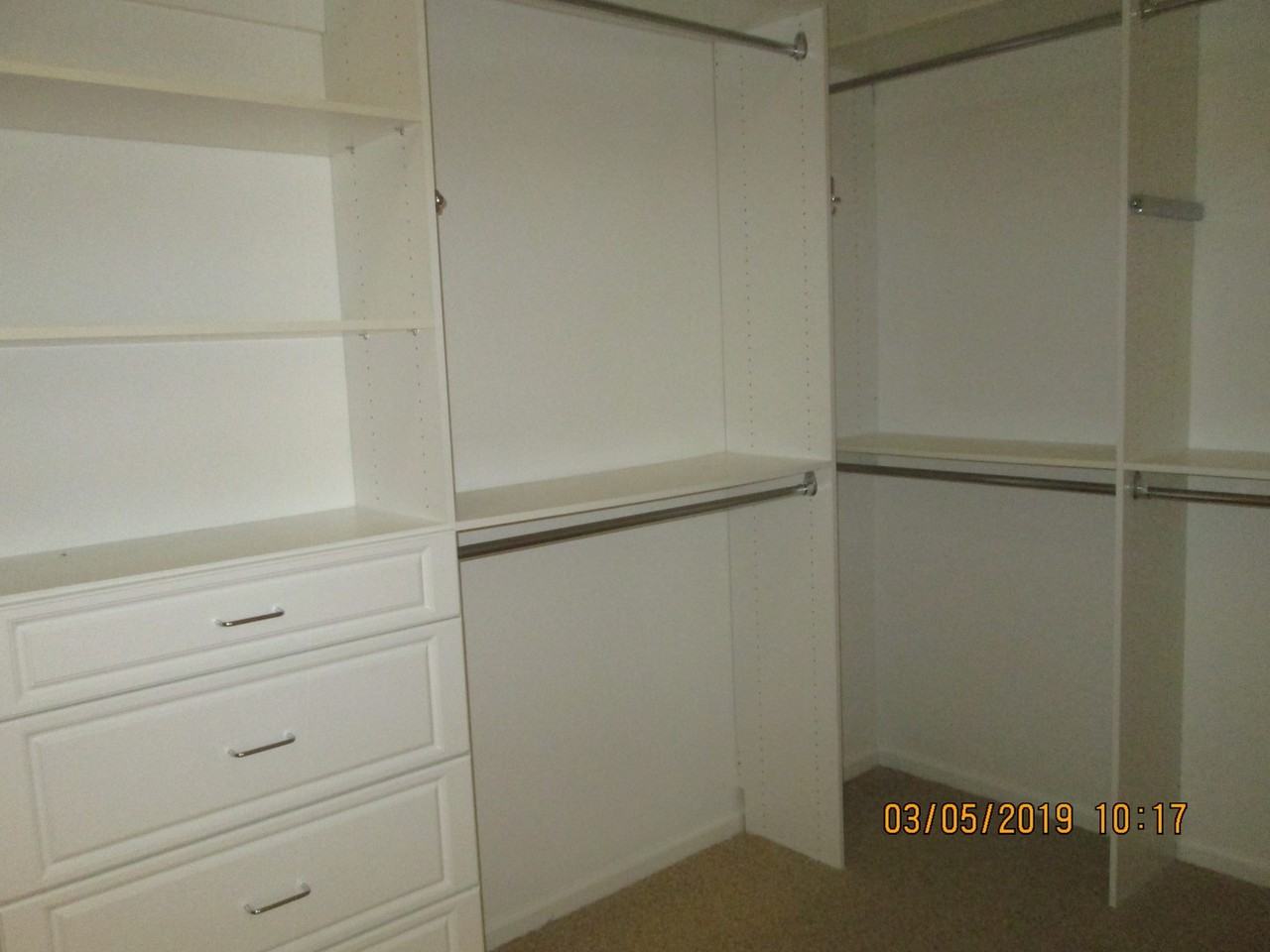 3061 Red Maple Ct - Photo 6 of 8