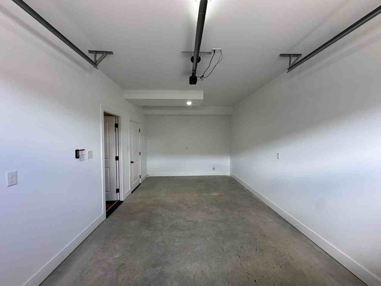 71 Luke Ct - Photo 4 of 17