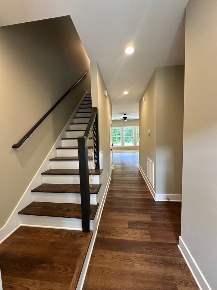 71 Luke Ct - Photo 7 of 17