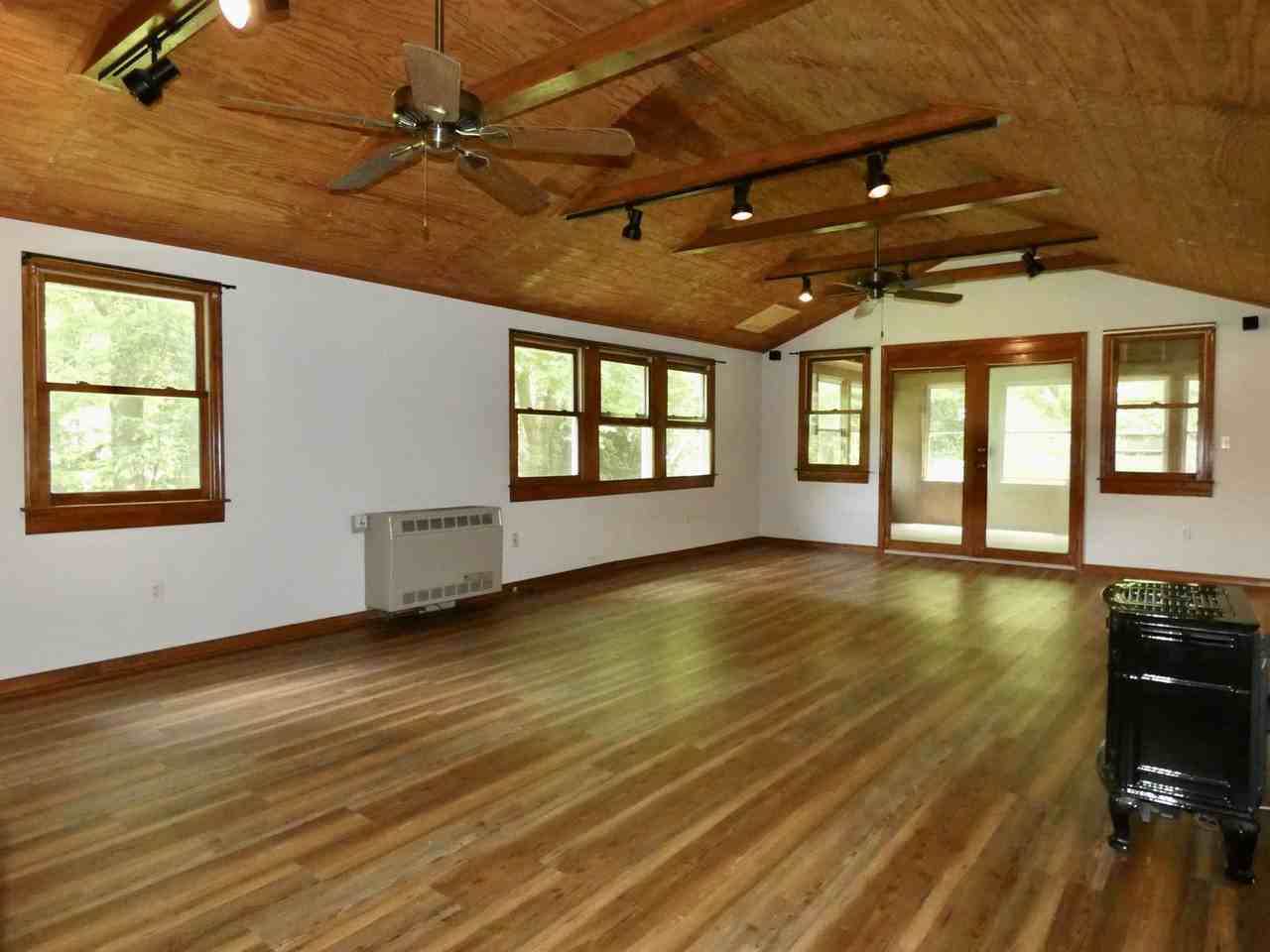 15 Chestnut Creek Rd - Photo 2 of 33