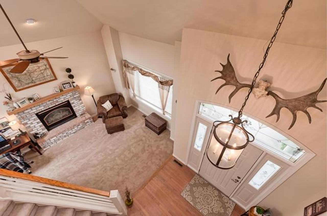 1480 Cresthaven Dr - Photo 3 of 40