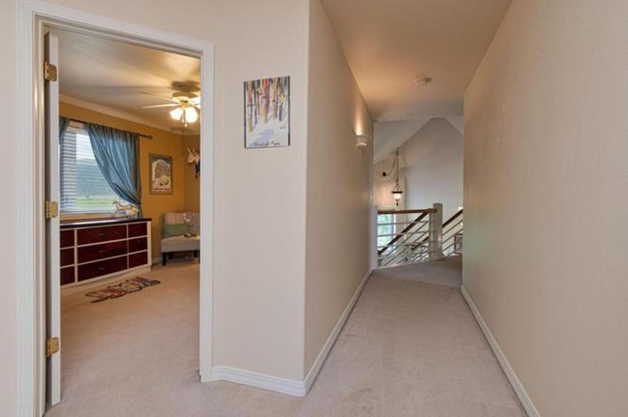 1480 Cresthaven Dr - Photo 5 of 40