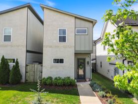 1727B Pecan St - Photo 1 of 1