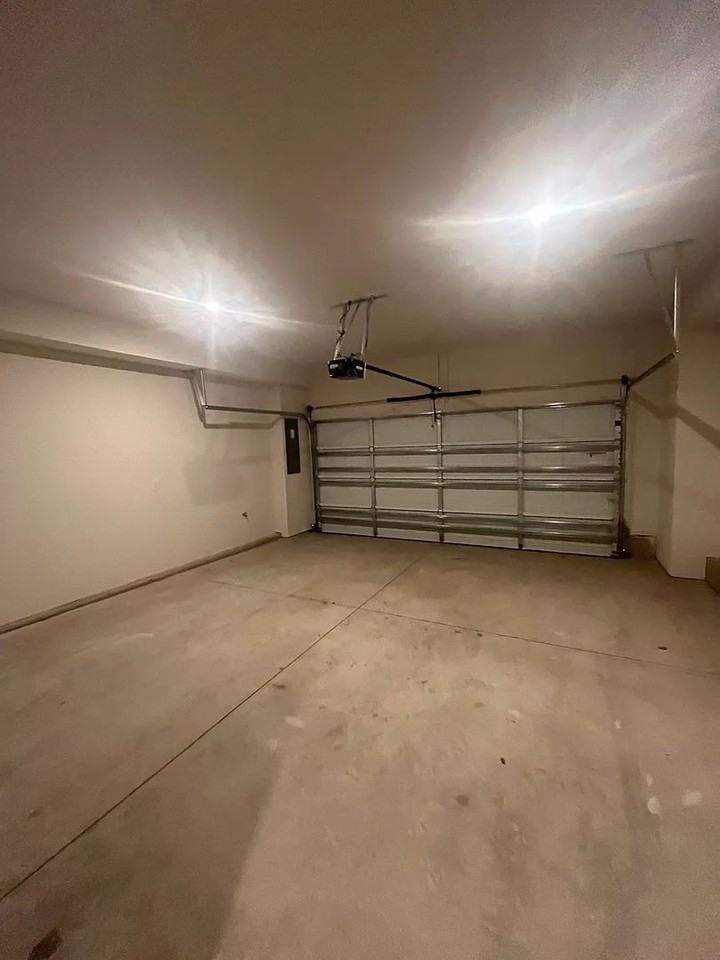 3714 Memorial Pkwy - Photo 5 of 21