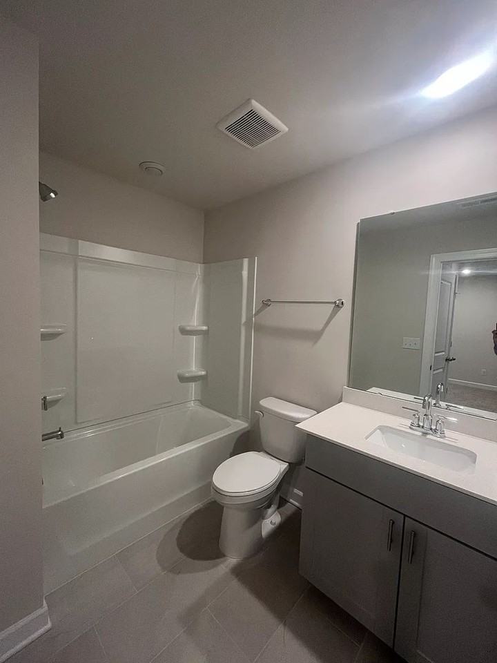 3714 Memorial Pkwy - Photo 7 of 21