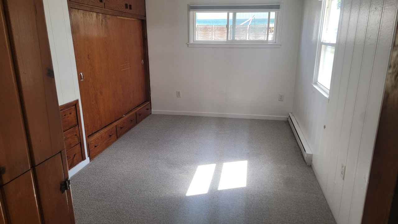 2609 N Vista Rd - Photo 6 of 11