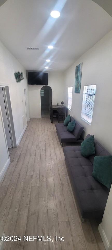 1538 Pasco St - Photo 6 of 20