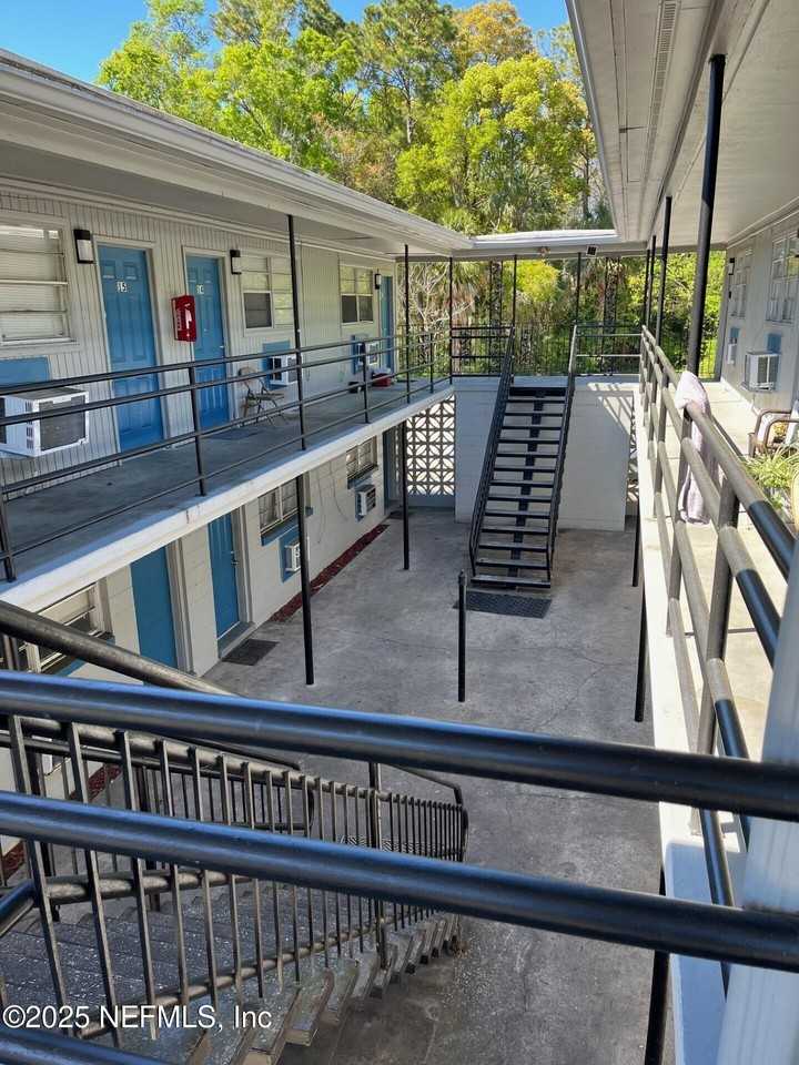 5844 Justina Ct - Photo 2 of 9