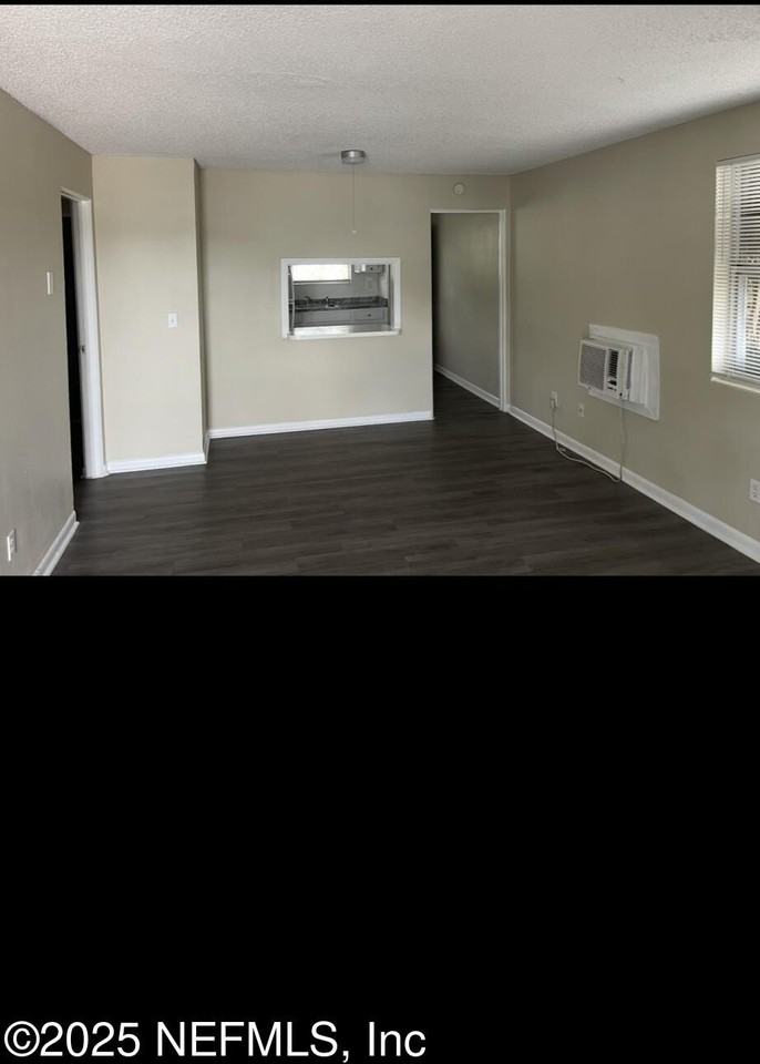 1110 Caliente Dr Unit 52 #52 - Photo 6 of 12