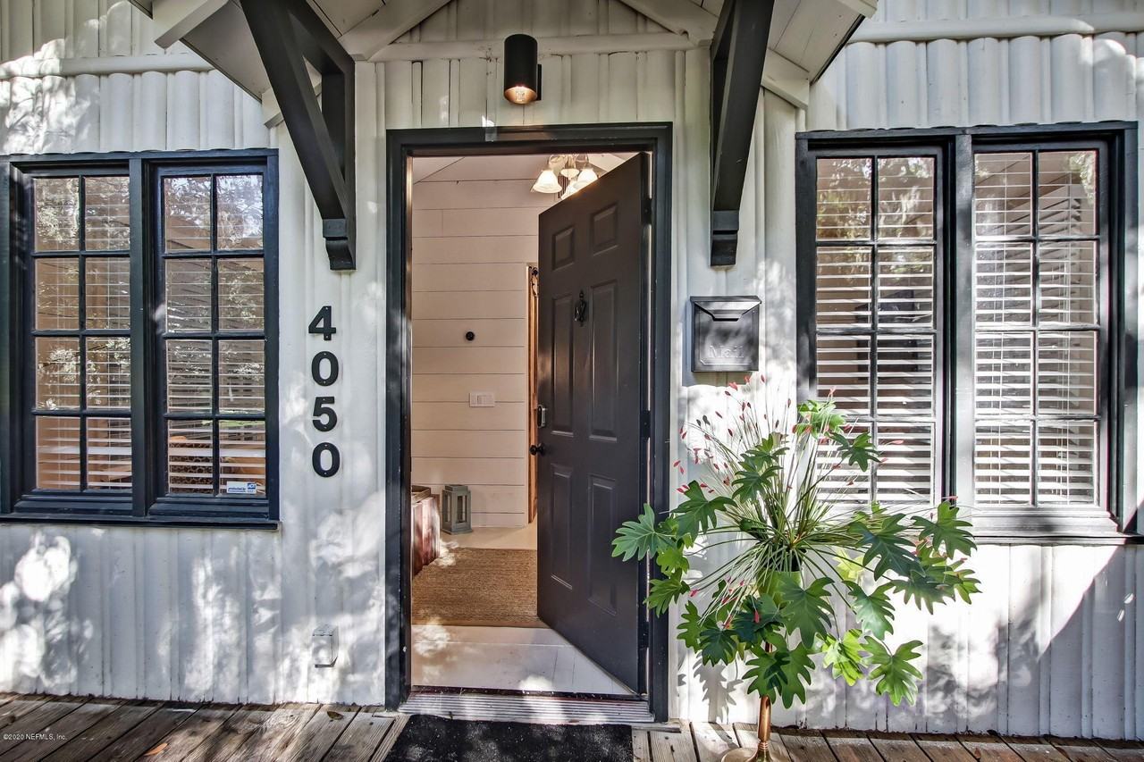 4050 Mcgirts Blvd - Photo 6 of 30