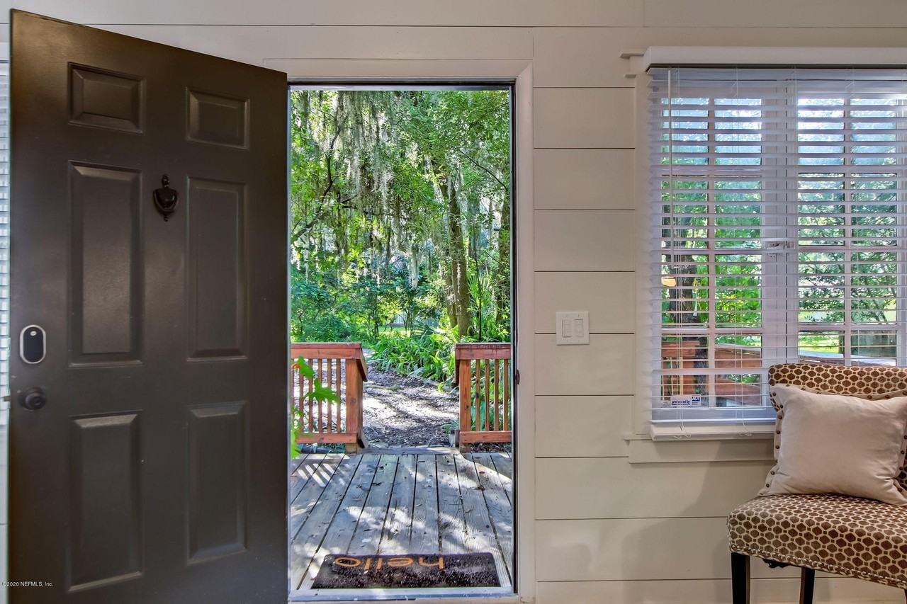 4050 Mcgirts Blvd - Photo 7 of 30