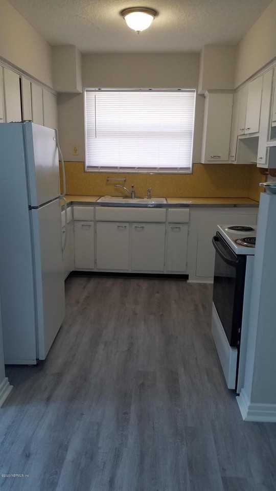 3411 Hendricks Ave Apt 3 #3 - Photo 6 of 9