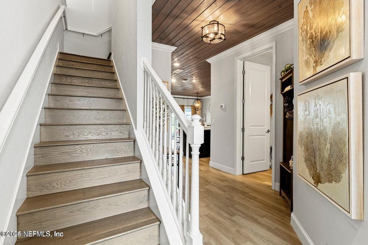 35 Clifton Bay Loop - Photo 4 of 24