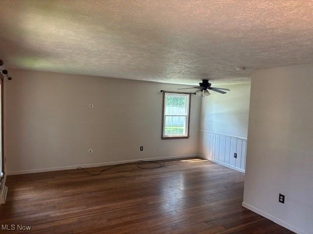 5071 Echoglenn St Nw - Photo 3 of 17