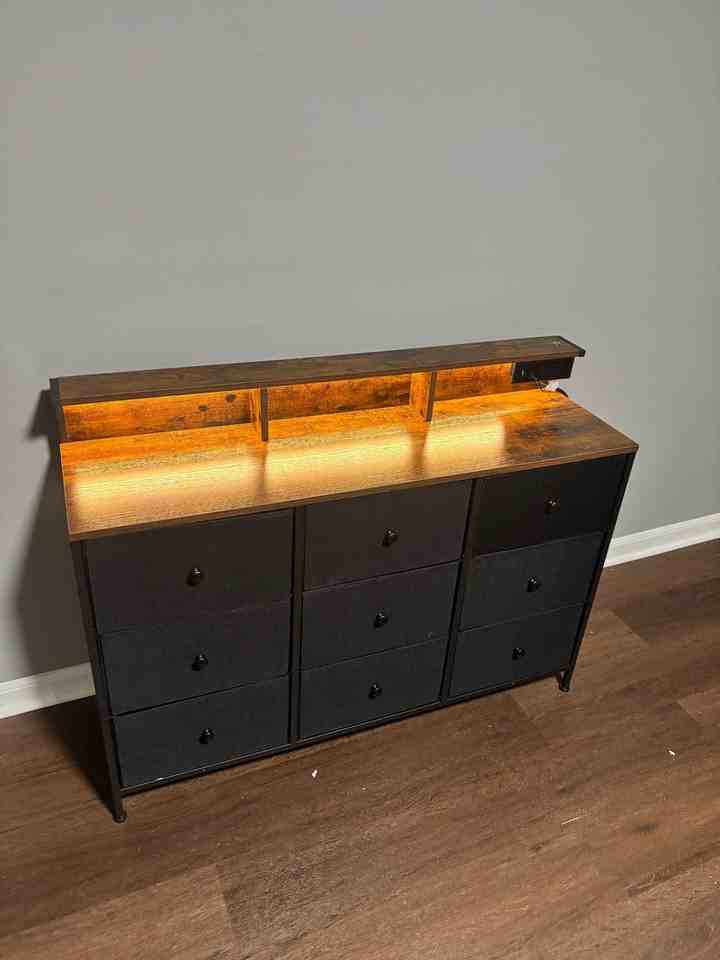 Whitehall Forest Ct Se - Photo 3 of 4