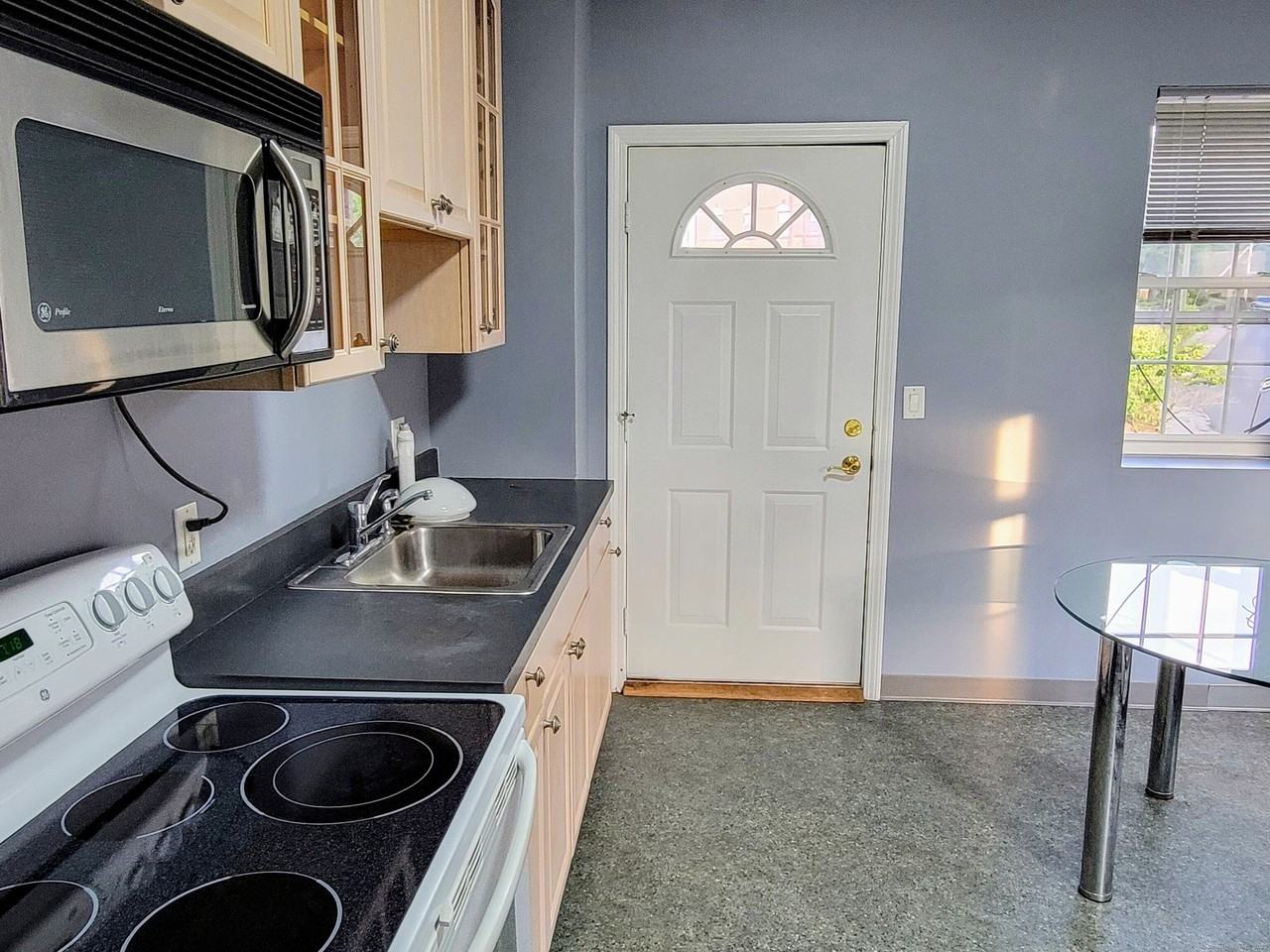 234 E Main St - Photo 6 of 16