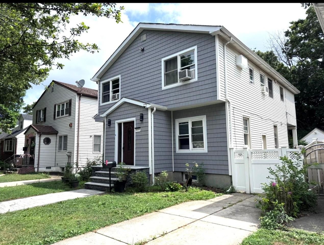 8315 243rd St ##1 - Photo 2 of 10