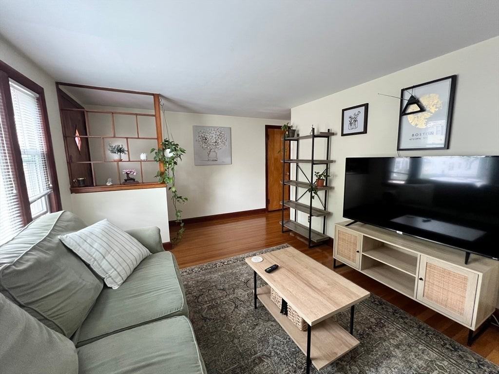 179 Faneuil St - Photo 6 of 17