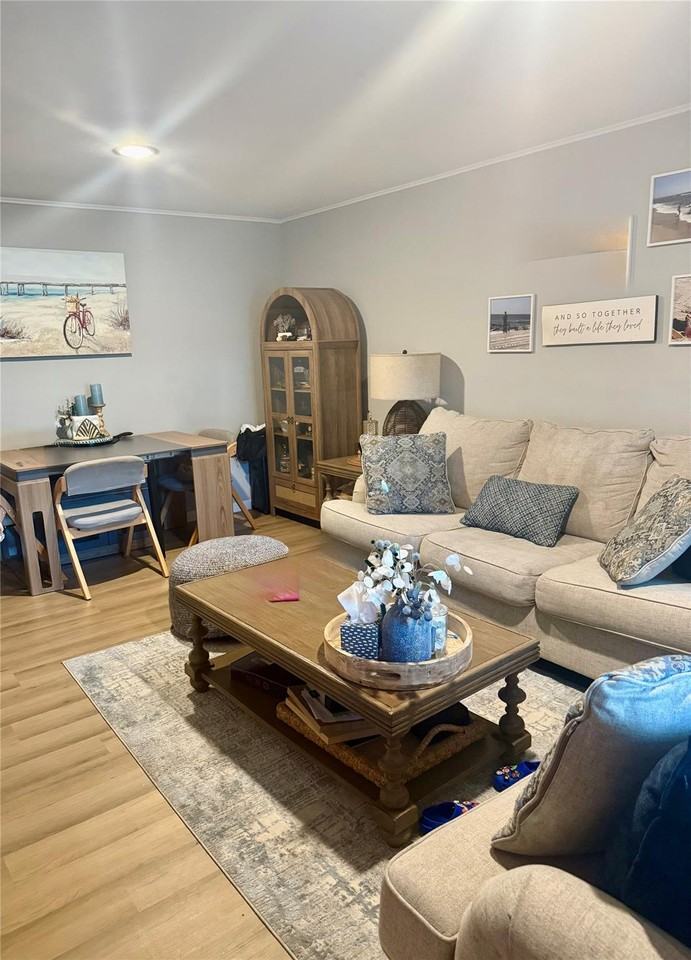 107 Mitchell Ave - Photo 2 of 5