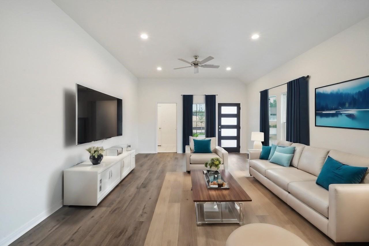 11703 Eclipse Dr - Photo 4 of 20