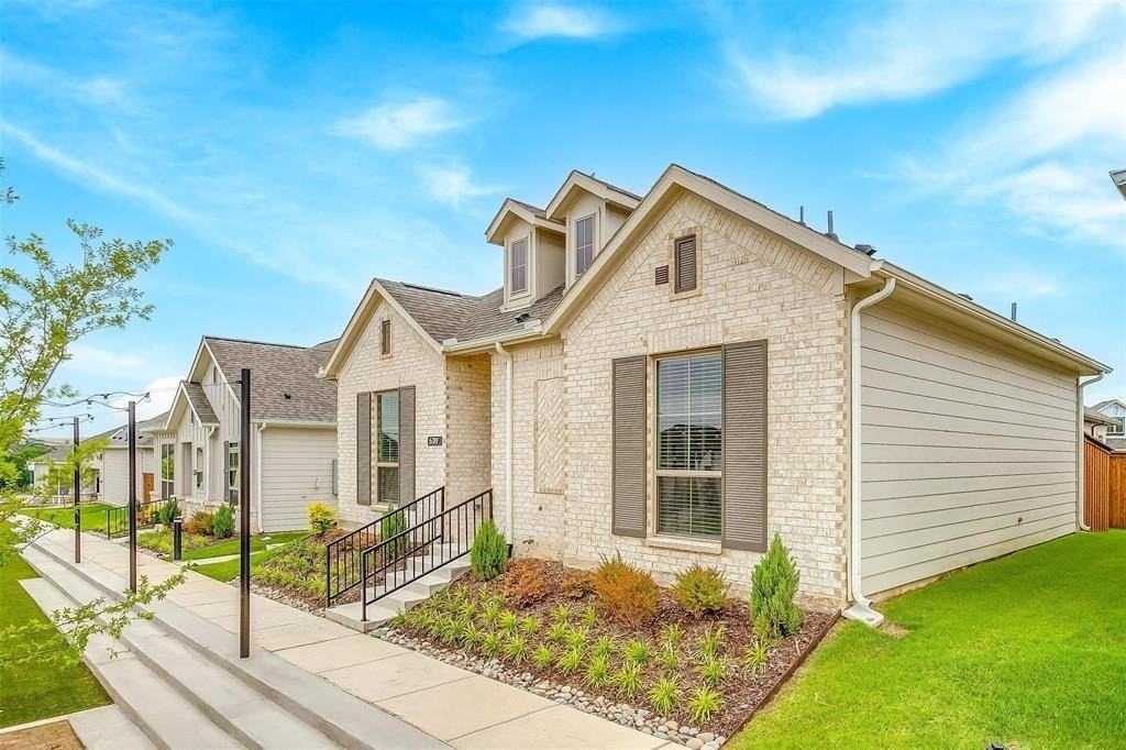 6138 Lavanda Ave - Photo 2 of 39