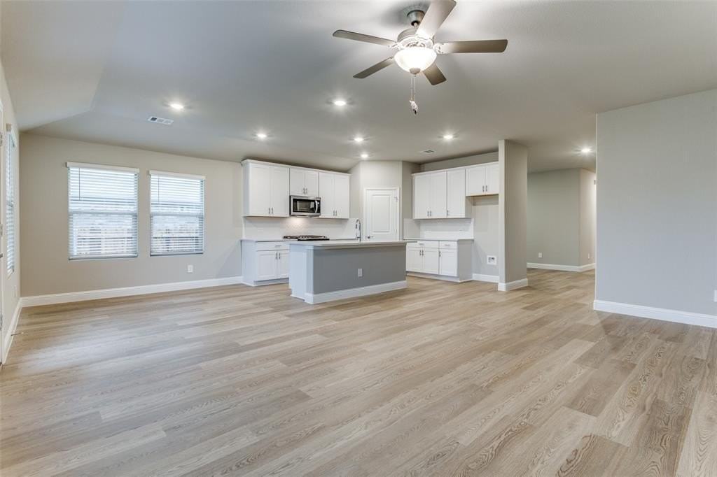 723 Buffalo Dr - Photo 7 of 25