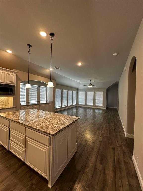 1217 Timber Grove Ter - Photo 3 of 19