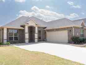 2943 Ladoga Dr - Photo 1 of 1